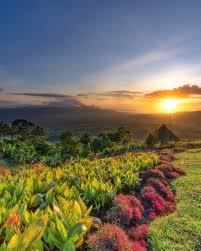 Tetetana Kumelembuai Peak